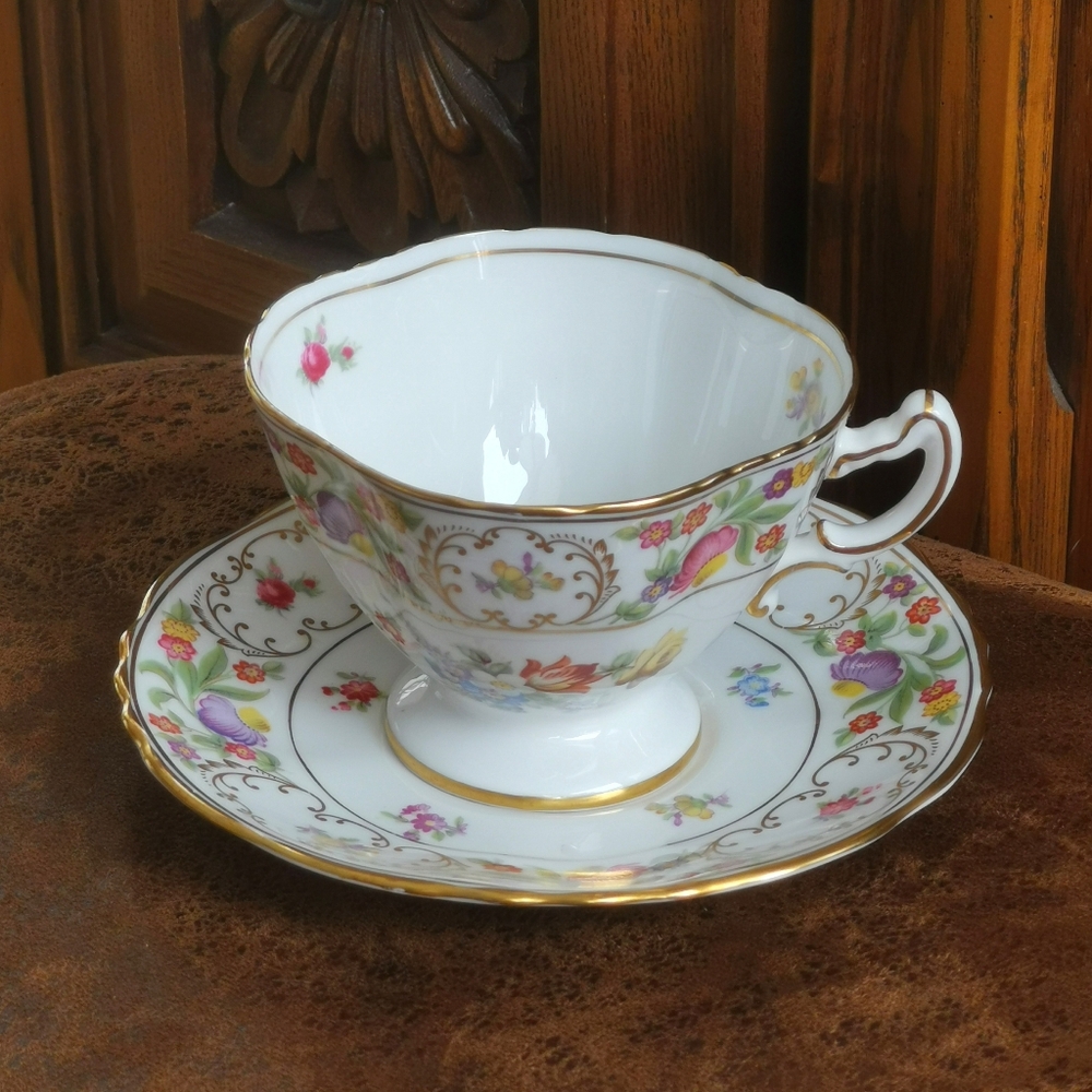 Hammersley "Dresden Sprays" Bone China Square-mouth Cup & Saucer